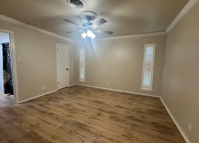 Property at 1408 W Pecan Ave, Midland, TX, 79705, 3 beds, 2 baths, [object Object]