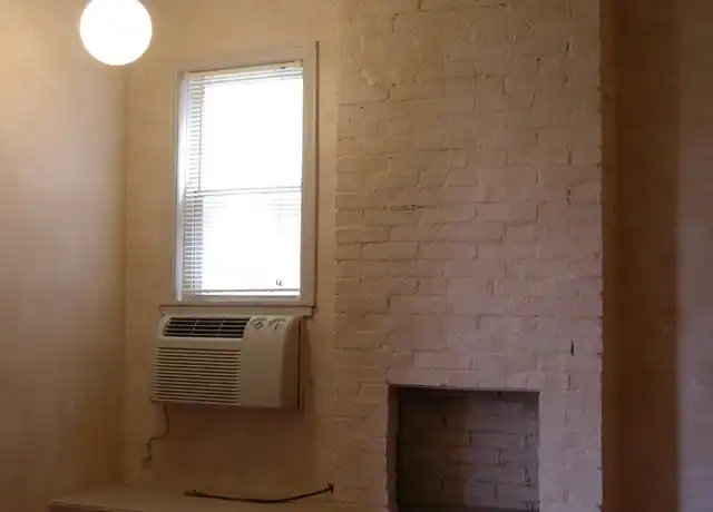 Property at 749 S Millvale Ave Unit 4, Pittsburgh, PA, 15213, 2 beds, 1 bath, [object Object]