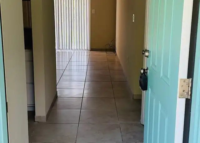 Property at Palm Lake Apartments - NW 40th Avenue Rd, Ocala, FL, 34482, 1 bed, 1 bath, [object Object]