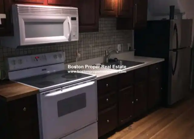 Property at 688 Parker St, Roxbury, MA, 02120, 1 bed, 1 bath, [object Object]