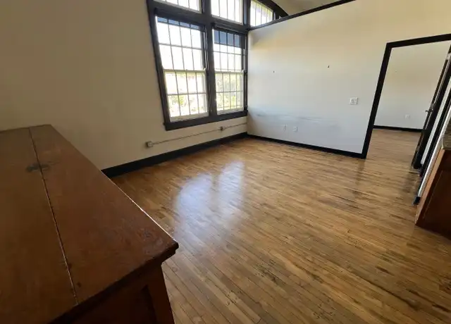Property at 1310 Sycamore St Unit 409, Cincinnati, OH, 45202, 1 bed, 1 bath, [object Object]