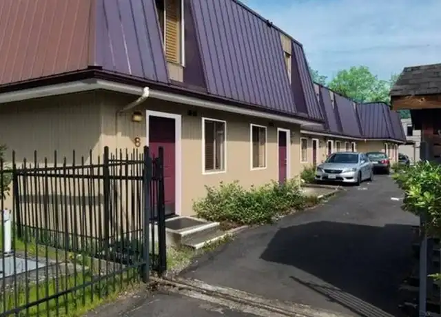 Property at 1695 Patterson St Unit 6, Eugene, OR, 97401, 2 beds, 1 bath, [object Object]