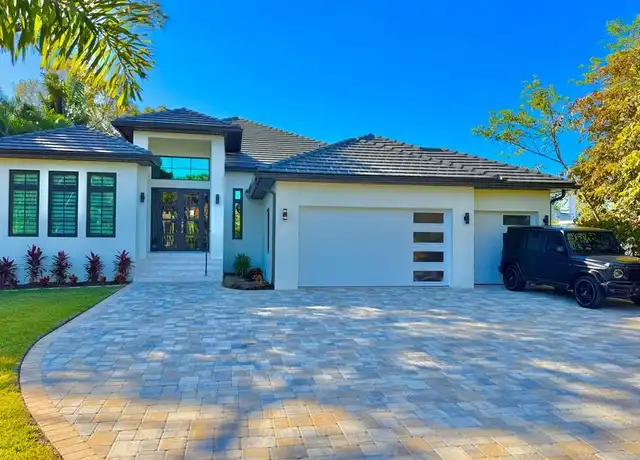 Property at 27287 Tennessee St, Bonita Springs, FL, 34135, 4 beds, 3.5 baths, [object Object]