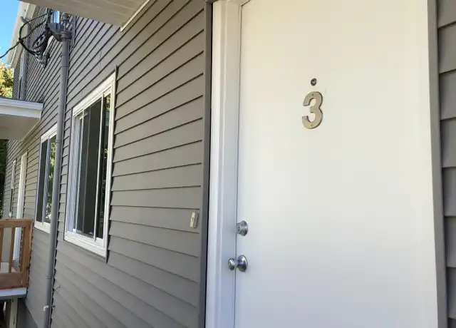 Property at 711 21st Ave #3, Seattle, WA, 98122, 3 beds, 1 bath, [object Object]