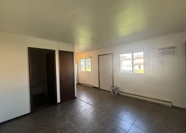 Property at 1749 La Crescent St Unit 21, La Crosse, WI, 54603, 1 bed, 1 bath, [object Object]
