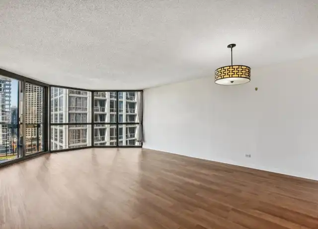 Property at 33 W Delaware Pl, Chicago, IL, 60610, 1 bed, 1 bath, [object Object]