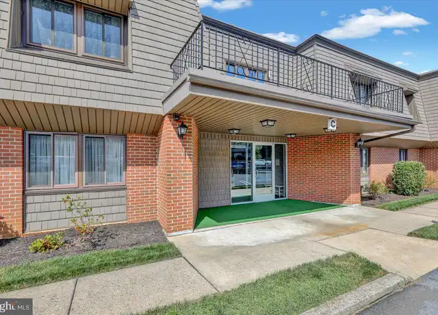 Property at 1801 Cambridge Ave Unit C21, Reading, PA, 19610, 1 bed, 1 bath, [object Object]