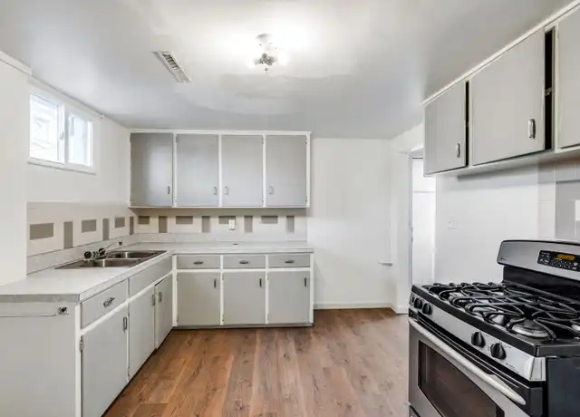 Property at 1719 6th Ave Unit 3, Greeley, CO, 80631, 2 beds, 1 bath, [object Object]