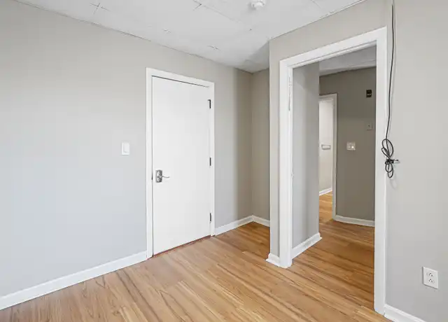 Property at 90 Appleton St Unit 18, Lowell, MA, 01852, 1 bed, 1 bath, [object Object]