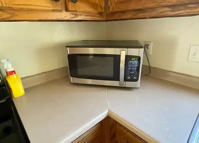 Property at 905 N Main St, Fountain Inn, SC, 29644, 3 beds, 2.5 baths, [object Object]