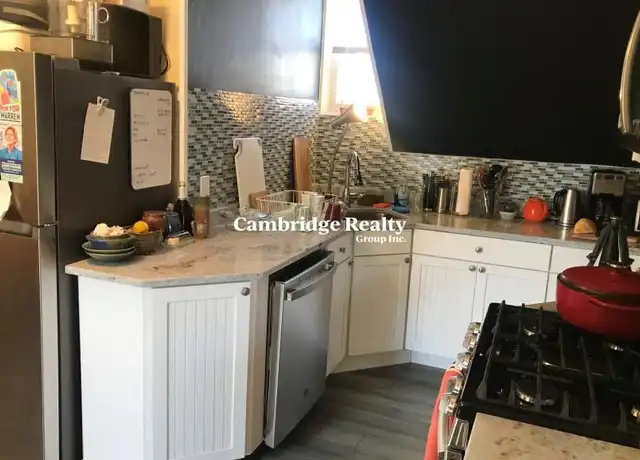 Property at 12 Hancock St, Somerville, MA, 02144, 1 bed, 1 bath, [object Object]