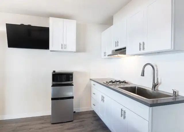 Property at 2023 W 3rd St Unit 200, Los Angeles, CA, 90057, 0 beds, 1 bath, [object Object]