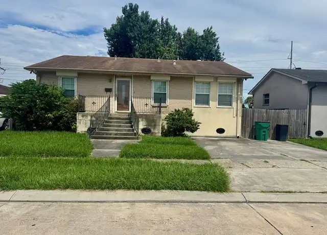 Property at 337 Willowbrook Dr, Gretna, LA, 70056, 4 beds, 2 baths, [object Object]