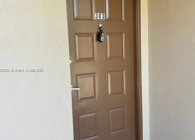 Property at 1200 SW 125th Ave Unit 303L, Pembroke Pines, FL, 33027, 1 bed, 1.5 baths, [object Object]