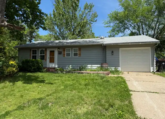 Property at 1816 SW Harp Pl, Topeka, KS, 66611, 3 beds, 1 bath, [object Object]