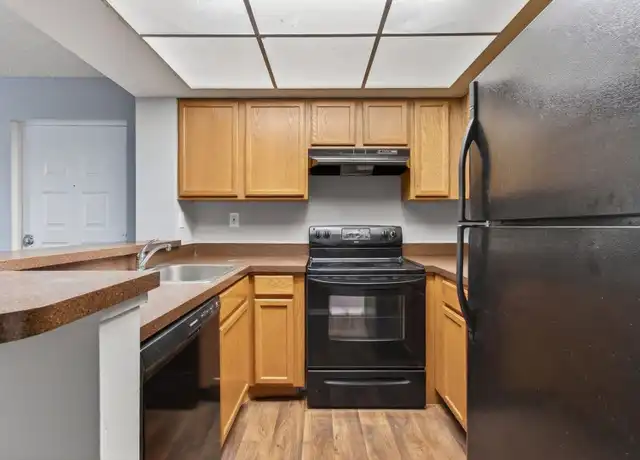 Property at 700 Executive Center Dr Unit -1, West Palm Beach, FL, 33401, 1 bed, 1 bath, [object Object]