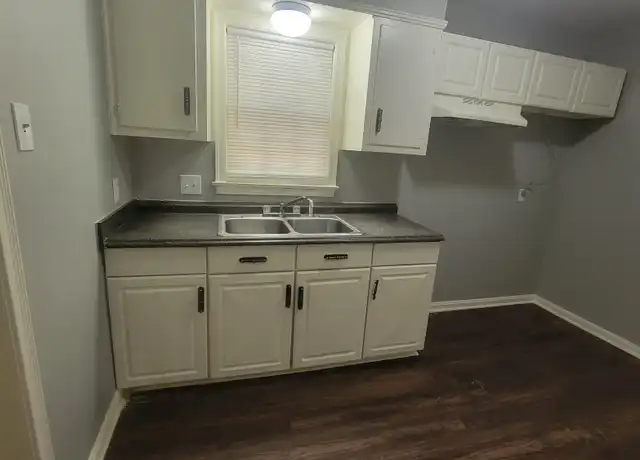 Property at 1252 Robin Hood Ln, Memphis, TN, 38111, 3 beds, 1 bath, [object Object]