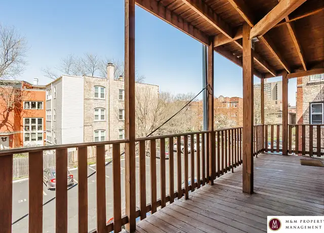 Photo of 1140 Randolph St, Oak Park, IL 60302