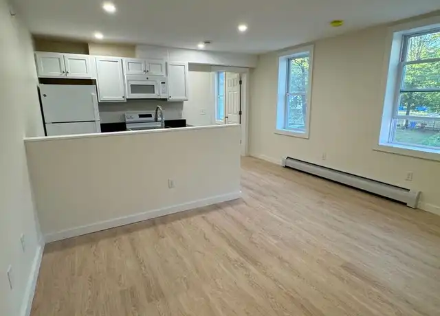 Property at 4 Chester Rd Apt 2B, Springfield, VT, 05156, 1 bed, 1 bath, [object Object]