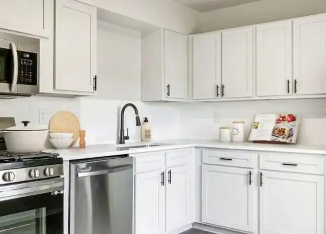 Property at 8222 Gault Ln Unit 1211, San Antonio, TX, 78209, 1 bed, 1 bath, [object Object]