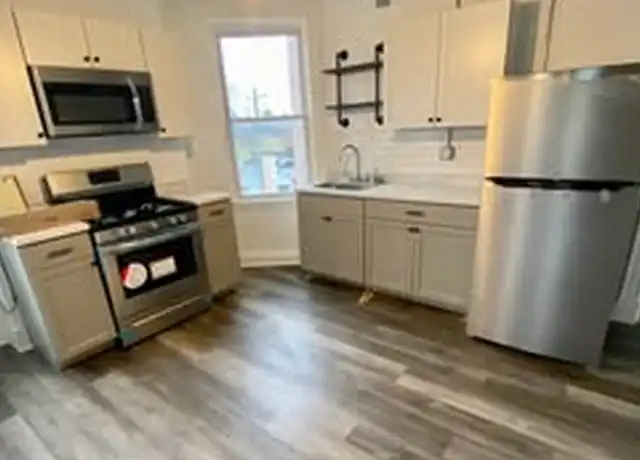 Property at 4539 Montgomery Rd Unit 4, Cincinnati, OH, 45212, 1 bed, 1 bath, [object Object]