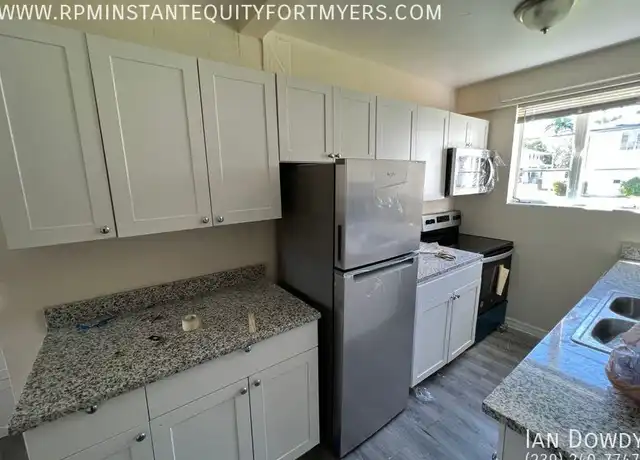 Property at 1510 Park Ave Unit 17, Fort Myers, FL, 33901, 1 bed, 1 bath, [object Object]
