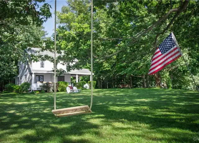 Property at 3177 E Lake Rd, Skaneateles, NY, 13152, 4 beds, 1.5 baths, [object Object]