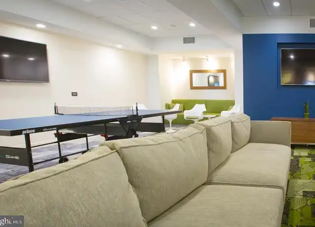 Property at 42 S 15th St Unit 0B-1012, Philadelphia, PA, 19102, 0 beds, 1 bath, [object Object]