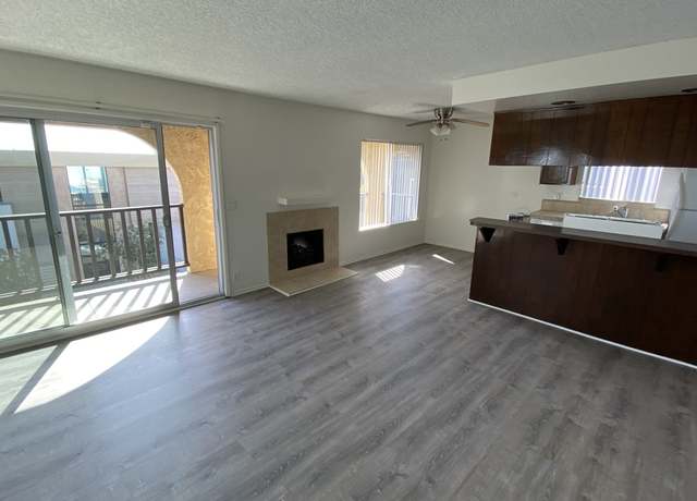 Photo of 2416 Manhattan Ave Unit 2, Manhattan Beach, CA 90266