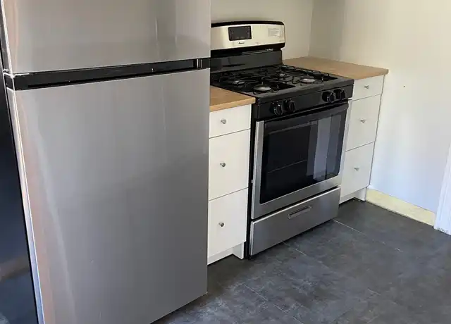 Property at 1178 Elmwood Ave Unit 3L, Providence, RI, 02907, 1 bed, 1 bath, [object Object]