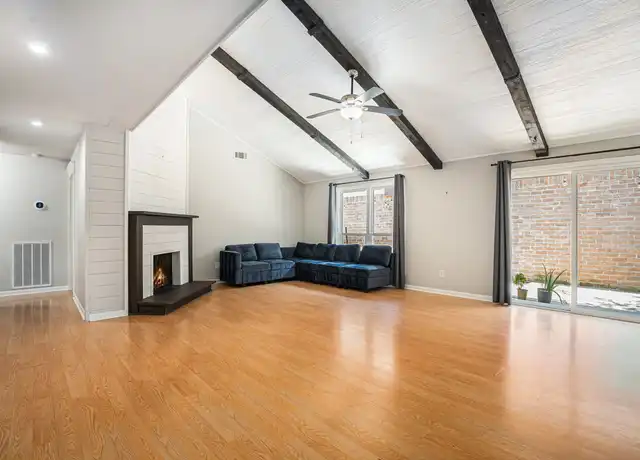 Property at 16607 Neumann Dr, Houston, TX, 77058, 3 beds, 2 baths, [object Object]