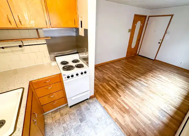 Property at 4718 11th Ave NE Unit 12, Seattle, WA, 98105, 0 beds, 1 bath, [object Object]