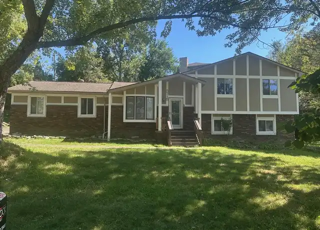 Property at 5715 Sunnycrest Dr, West Bloomfield, MI, 48323, 3 beds, 2.5 baths, [object Object]