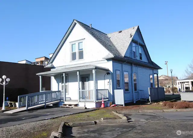 Property at 512 W Meeker St, Kent, WA, 98032, 0 beds, 2 baths, [object Object]