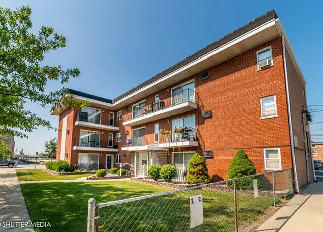 Property at 6450 S New England Ave Unit 3B, Chicago, IL, 60638, 2 beds, 1 bath, [object Object]