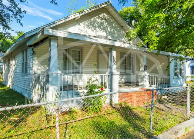 Property at 2056 Moncrief Rd, Jacksonville, FL, 32209, 5 beds, 2 baths, [object Object]