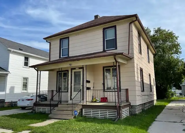 Property at 1409 Carl Ave, Sheboygan, WI, 53081, 2 beds, 1 bath, [object Object]
