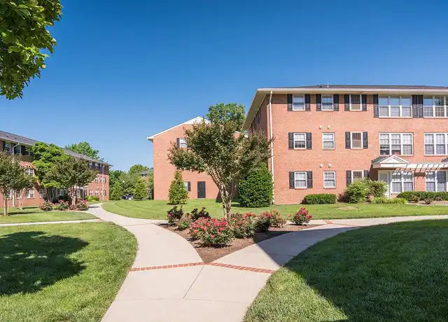 Property at The Park At Arlington Ridge - 1800 26th St S, Arlington, VA, 22206, 1 bed, 1 bath, [object Object]