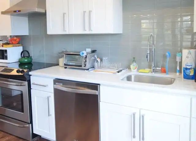 Property at 707 E Seneca St Unit 3B, Ithaca, NY, 14850, 3 beds, 1 bath, [object Object]