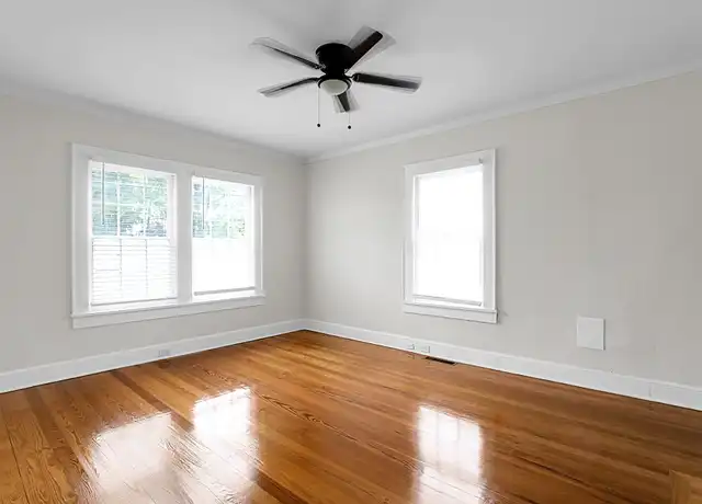 Property at 228 E Poplar St, Griffin, GA, 30224, 0 beds, 1 bath, [object Object]