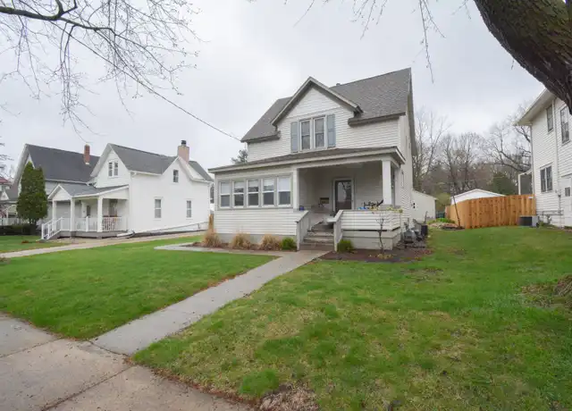 Property at 815 6th Ave SW, Rochester, MN, 55902, 2 beds, 1.5 baths, [object Object]