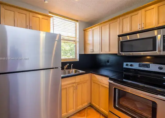 Property at 1801 S Treasure Dr #303, North Bay Village, FL, 33141, 1 bed, 1 bath, [object Object]