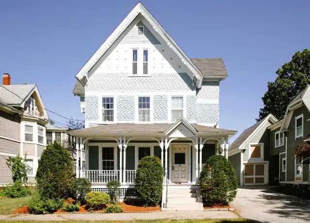 Property at 278 Prospect St, Manchester, NH, 03104, 2 beds, 1 bath, [object Object]