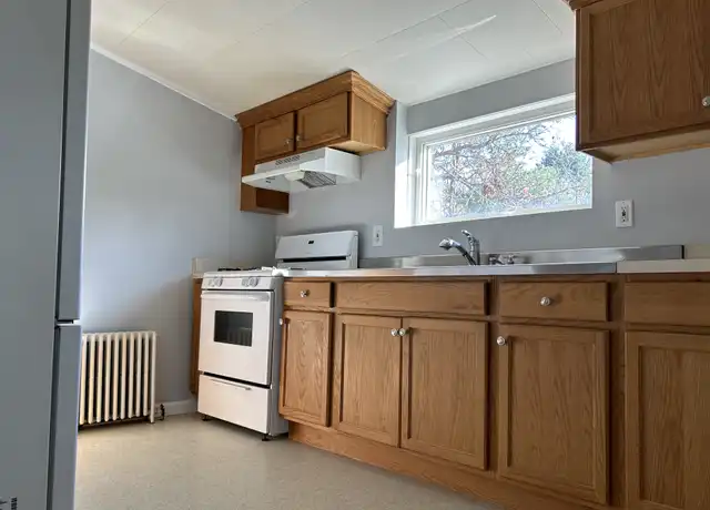 Property at 3 Community Pl Unit 5A, Madison, NJ, 07940, 2 beds, 1 bath, [object Object]