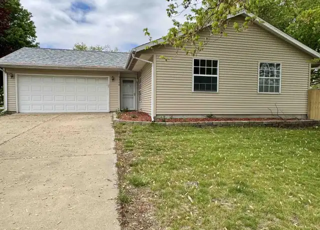 Property at 5306 Marquette St, Davenport, IA, 52806, 4 beds, 2 baths, [object Object]