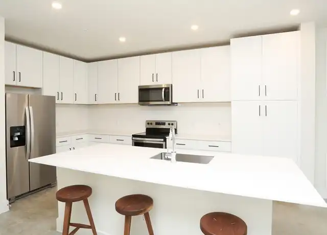 Property at 7506 1/2 W Slaughter Ln Unit 825, Austin, TX, 78749, 1 bed, 1 bath, [object Object]