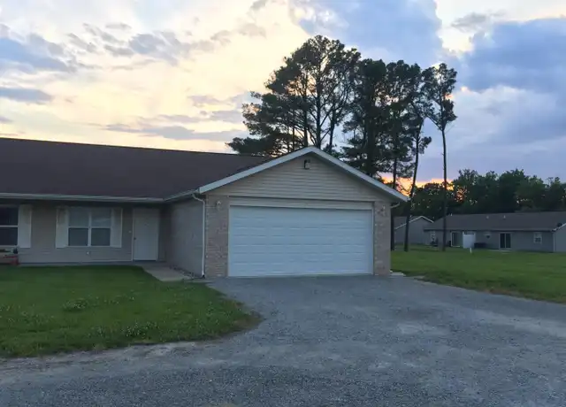 Property at 2993 N Reed Station Rd Unit 1, De Soto, IL, 62924, 3 beds, 2 baths, [object Object]