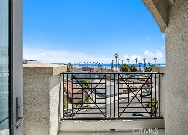 Property at 200 Pacific Coast Hwy #301, Huntington Beach, CA, 92648, 2 beds, 2.5 baths, [object Object]
