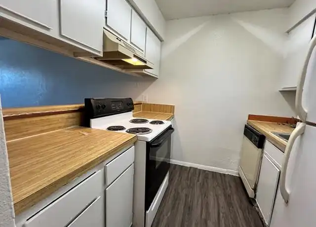 Property at 410 Bryan St #5, Denton, TX, 76201, 2 beds, 1 bath, [object Object]