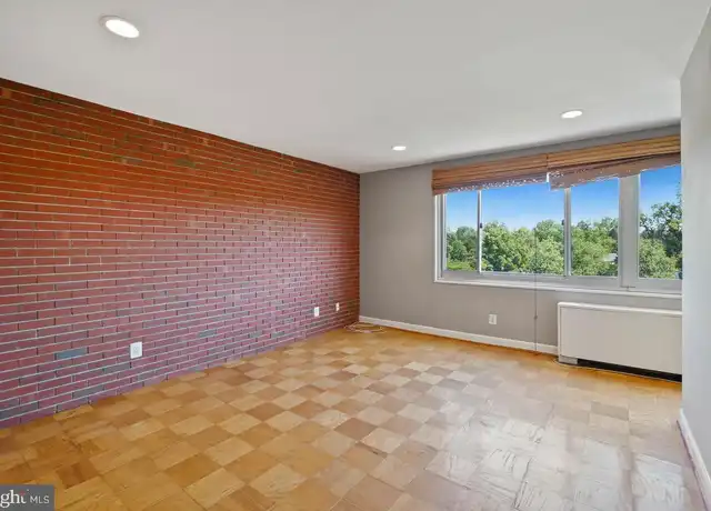 Property at 1900 Lyttonsville Rd #1101, Silver Spring, MD, 20910, 1 bed, 1 bath, [object Object]